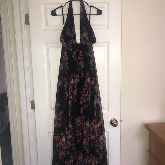 Michael Costello x Revolve Gown - Picture 2 of 4